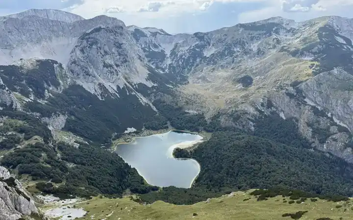 Climbing Maglić: A Guide to Bosnia's Highest Peak and Trnovačko Lake